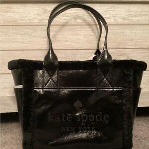 AUTHENTIC NWT KATE SPADE JETT FAUX SHEARLING LARGE TOTE BLACK PATENT LEATHER